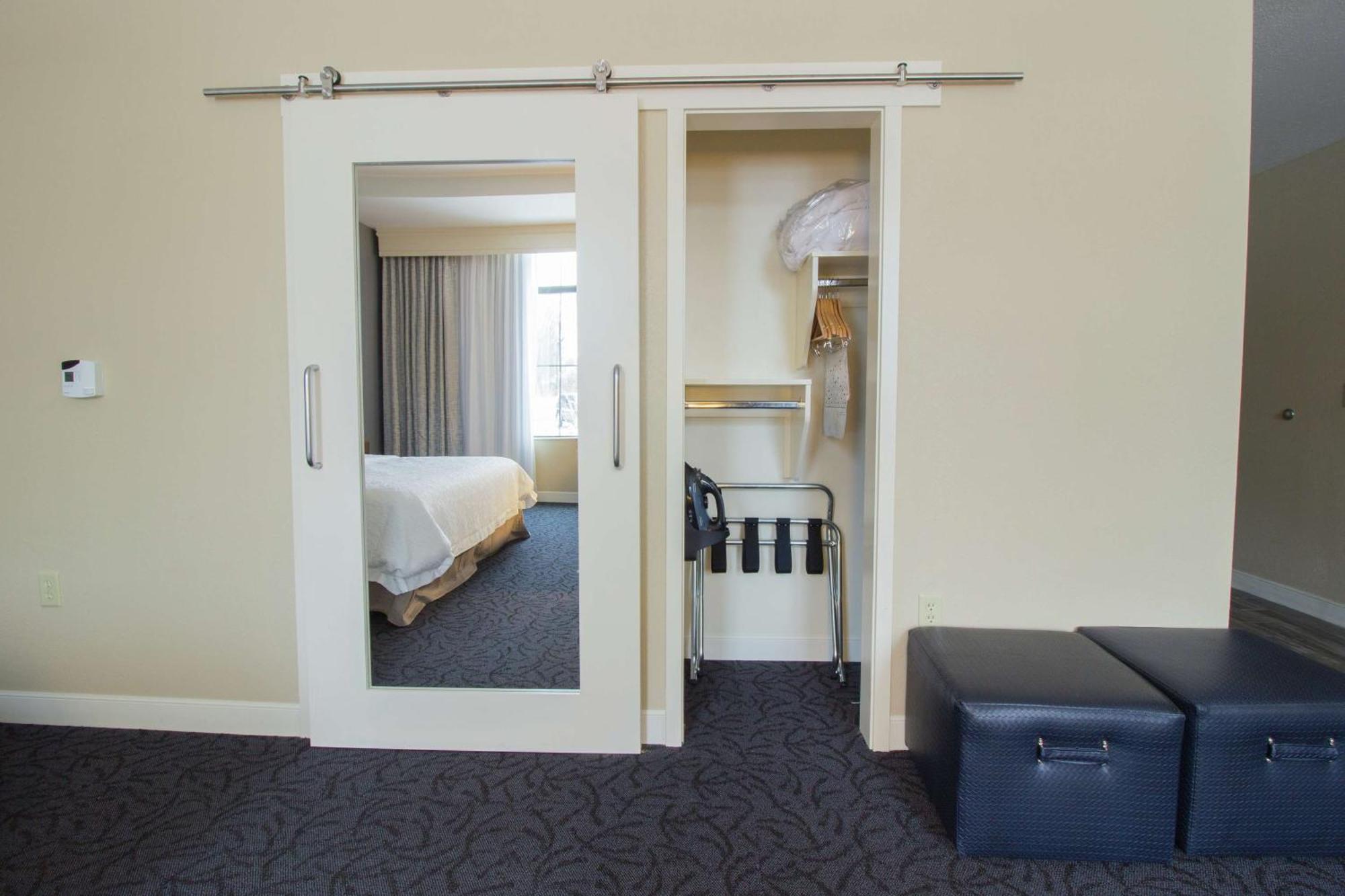 Hampton Inn&Suites Cazenovia, NY Exteriér fotografie
