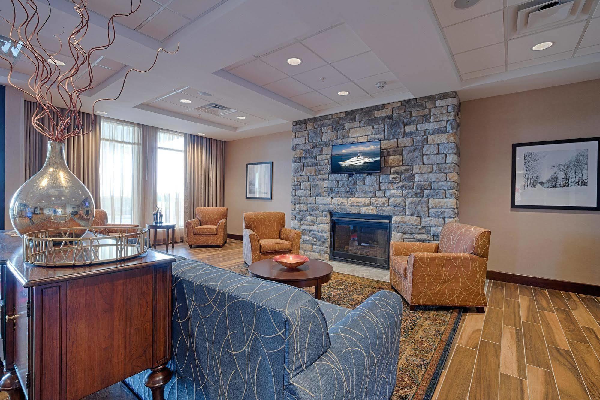 Hampton Inn&Suites Cazenovia, NY Exteriér fotografie