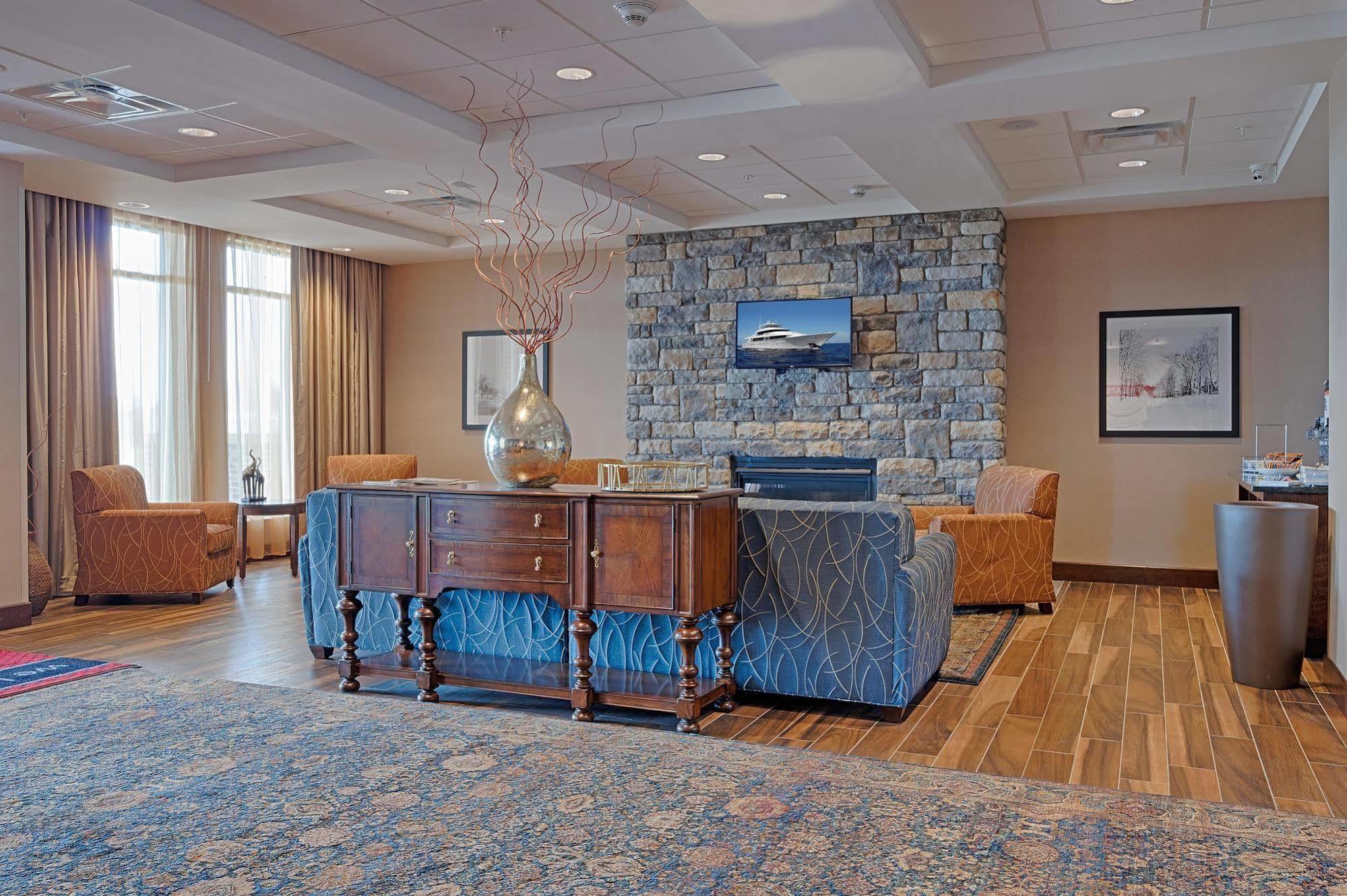 Hampton Inn&Suites Cazenovia, NY Exteriér fotografie